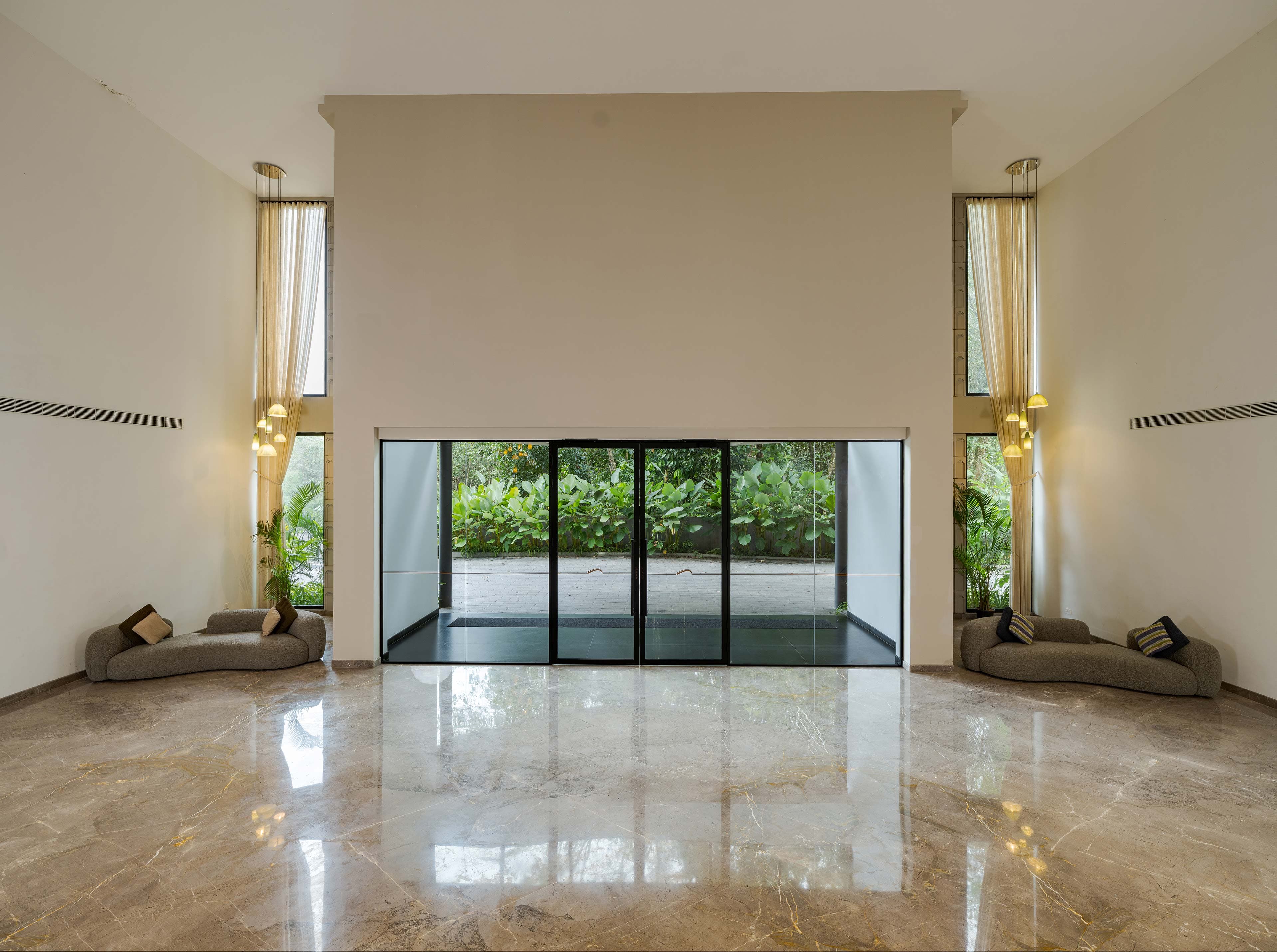Hall 01 - Interior details