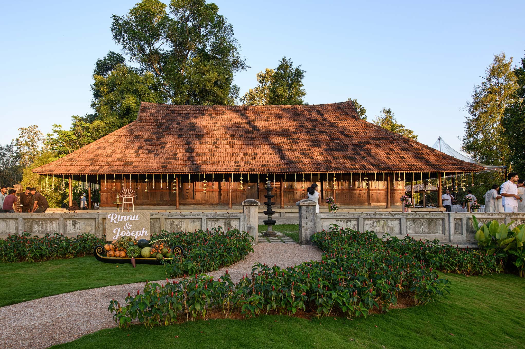 Tharavadu / The Base